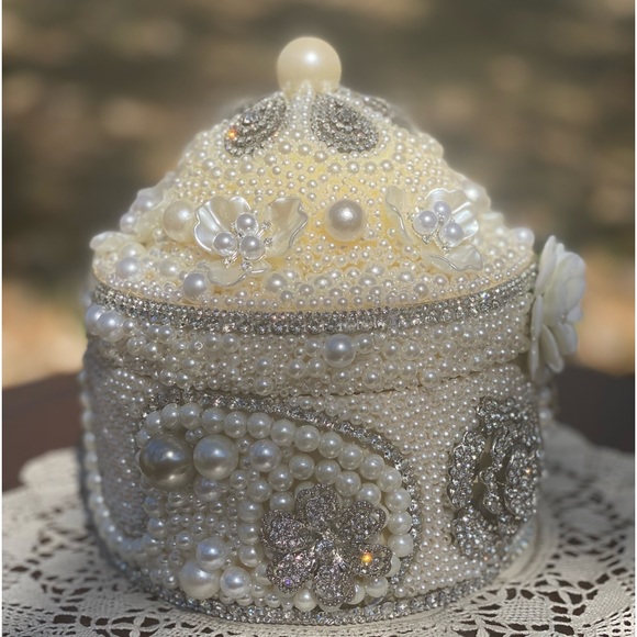 Bridal Keepsake Box - Picture 5 of 9